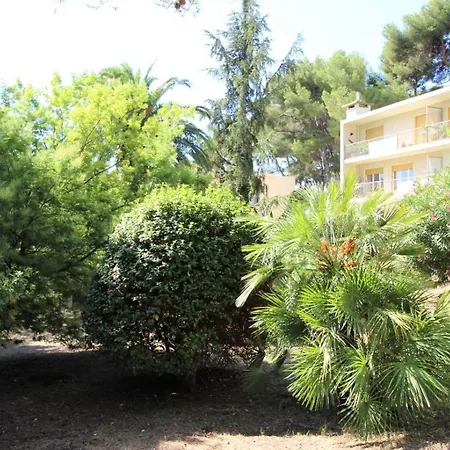 Apartamento La Cigale Sanaryenne Classe 4 Etoiles Face A Un Jardin Mediterraneen